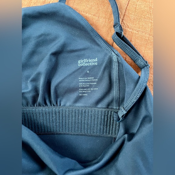 Girlfriend Collective Devon Compressive Cami size small navy - Picture 3 of 4